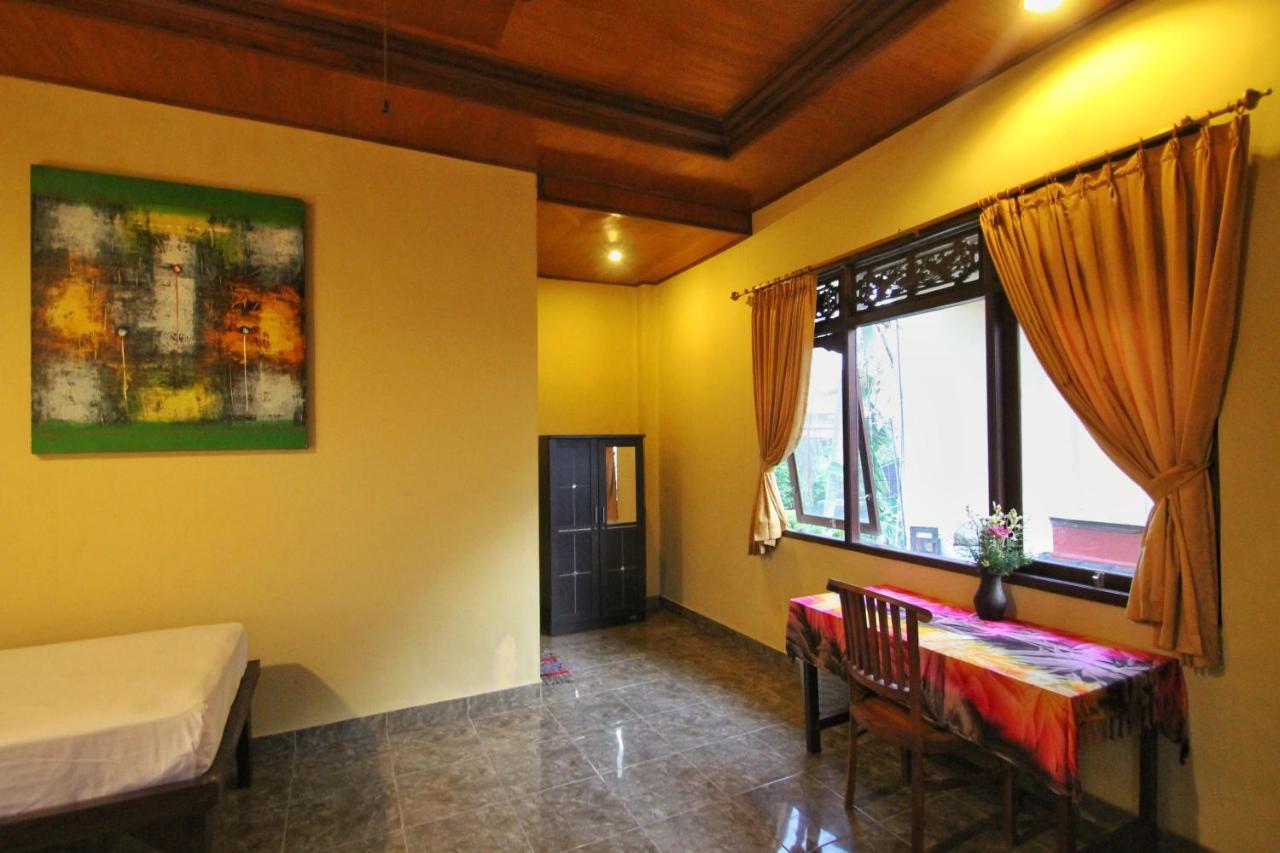 Suwar Bungalows Ubud  Luaran gambar